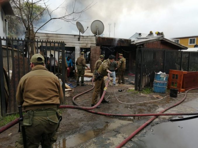 www.prensaciudadana.cl-incendio-destruye-muebleria-en-temuco-incendio-temuco-678x509.jpg